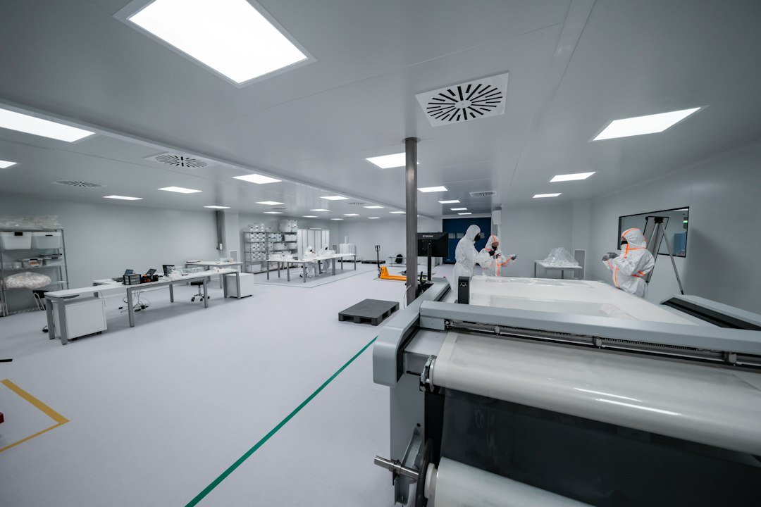 India semiconductor self reliance chip fabrication cleanroom illustrative image
